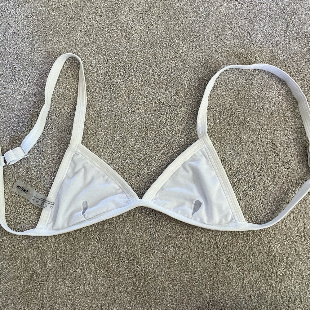 Shein bikini - Picture 3 of 3